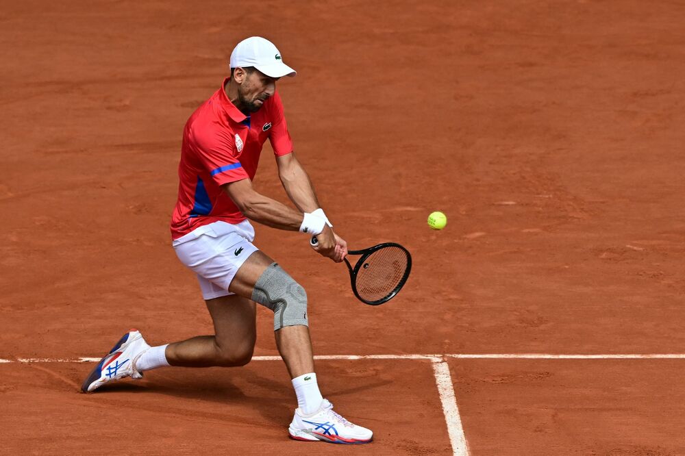 Novak Đokovć na meču protiv Karlosa Alkarasa u finalu Olimpijskih igara