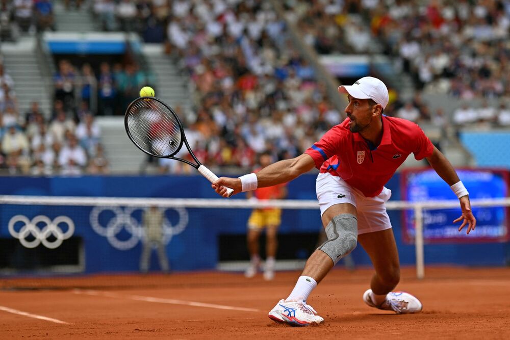 Novak Đoković na meču protiv Karlosa Alkarasa u finalu Olimpijskih igara u Parizu 