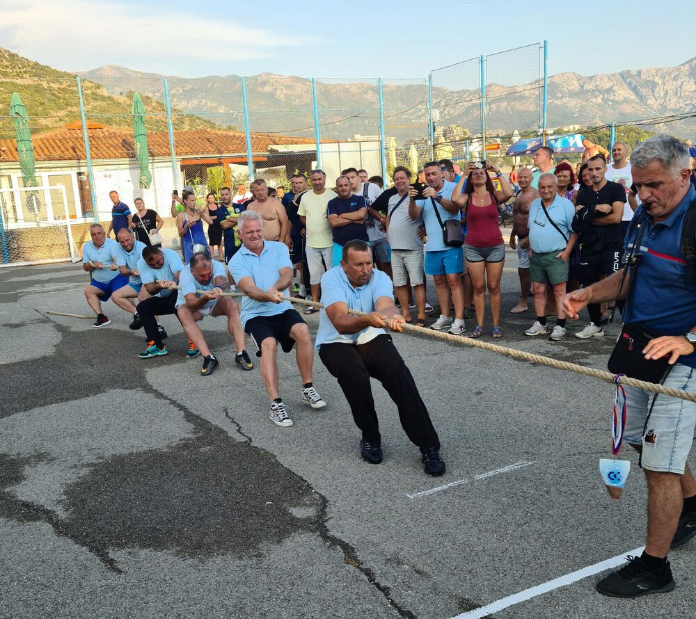 Radničke igre, Sport, Srbija