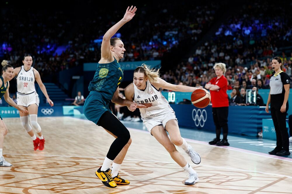 Detalj sa utakmice Australije i Srbije u četvrtfinalu Olimpijskih igara u Parizu