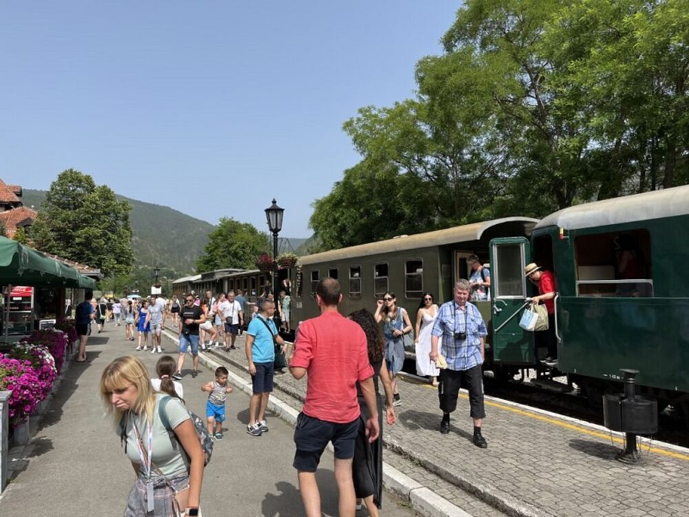 Mokra Gora i Šarganska osmica