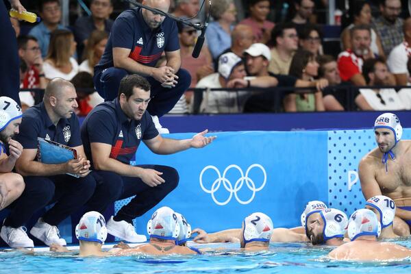 Nikad nećete pogoditi: Ovo je hit uz koji su vaterpolisti Srbije proslavili zlatnu medalju!