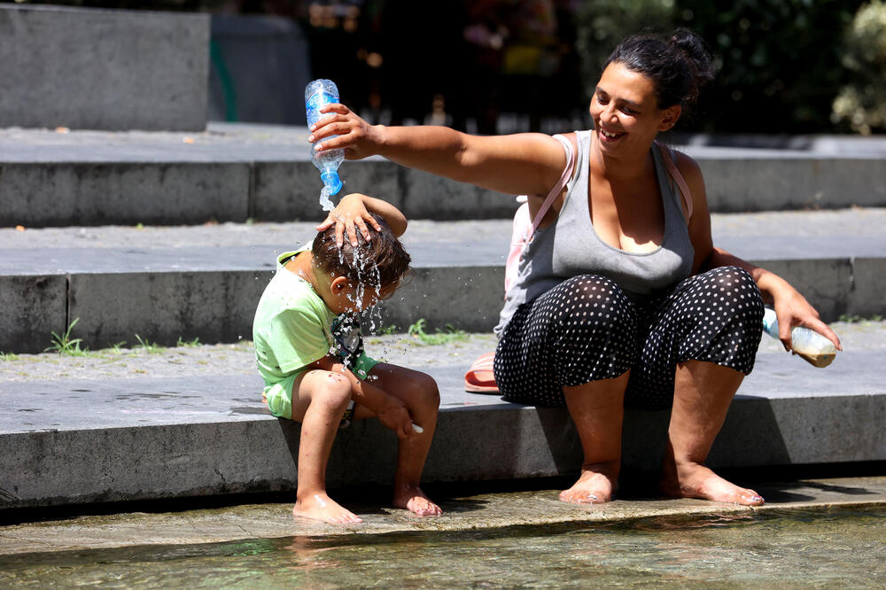 Leto se vratilo, temperatura danas obara rekorde: RHMZ objavio kolika će biti najviša