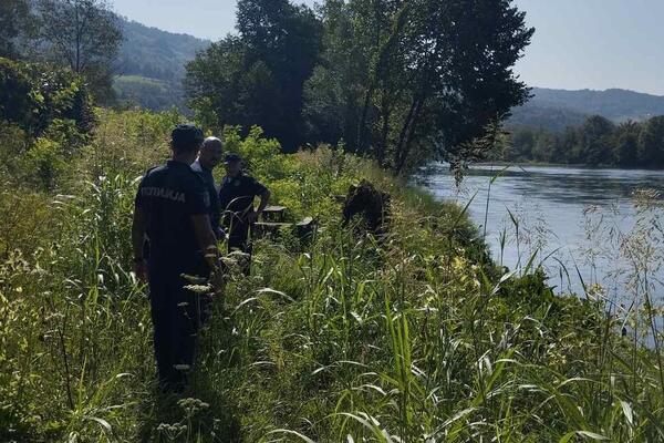 Iz Drine izvučeno 8 tela utopljenih migranata: Od 18 preživelih, njih desetoro su maloletni (FOTO)