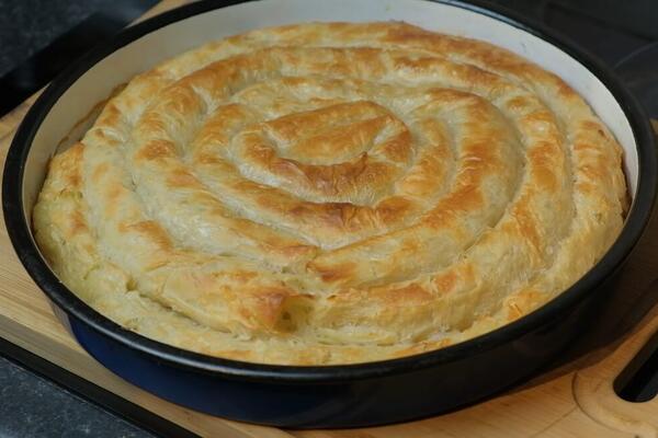 Pekari otkrili caku za najukusniji preliv za pite: Bilo slatka ili slana, korica će biti savršeno hrskava