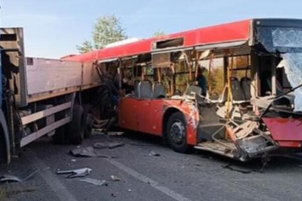 Evo kolika kazna preti vozaču autobusa ako se utvrdi da je kriv za nesreću u Umki: Ovo mu se stavlja na teret