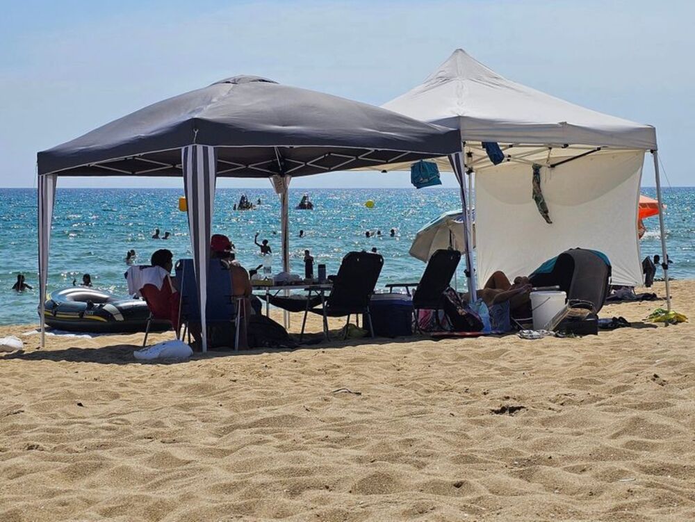 Grci na plaži