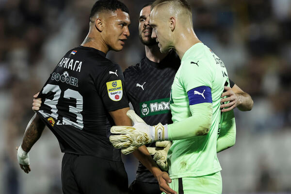 Novi kapiten Jovanović ušao u sukob sa saigračem (Video)