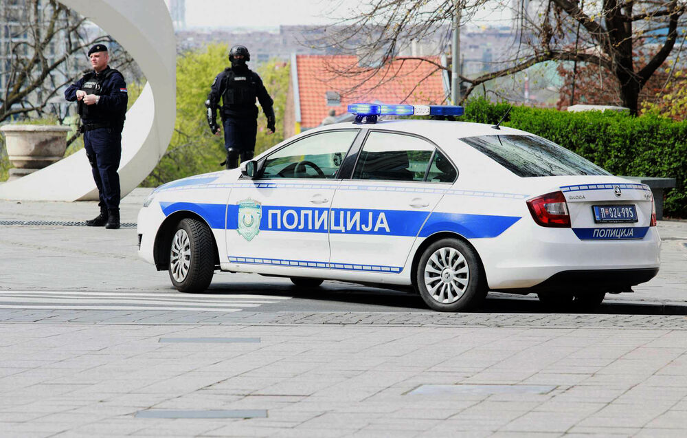 policija, Policijski auto