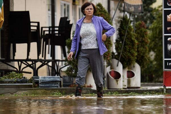 Katastrofalne poplave sa smrtonosnim posledicama razorile BiH, a evo šta ih dalje očekuje: Meteorolog sve otkrio!