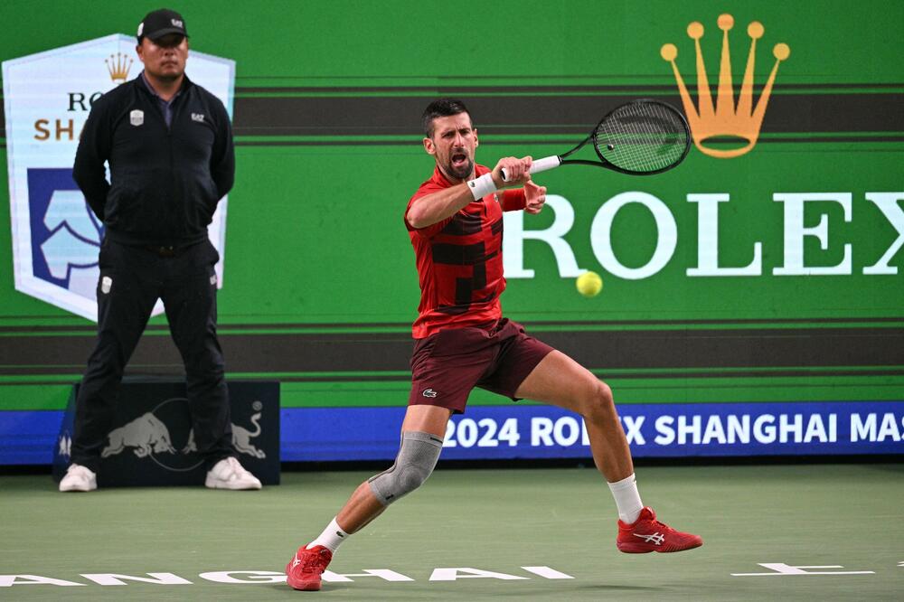 Novak jači od povrede i žilavog Frica po 10. put za finale i spektakl sa Sinerom u borbi za 100. pehar (Foto/Video)