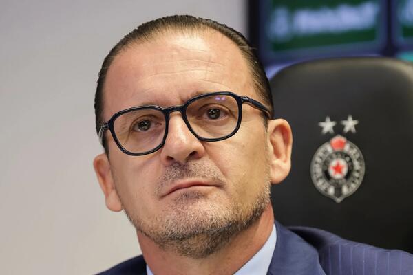 Ludost? Predrag Mijatović smenio trenera i nije ni trepnuo - pa pronašao iskusnog nemačkog stratega!