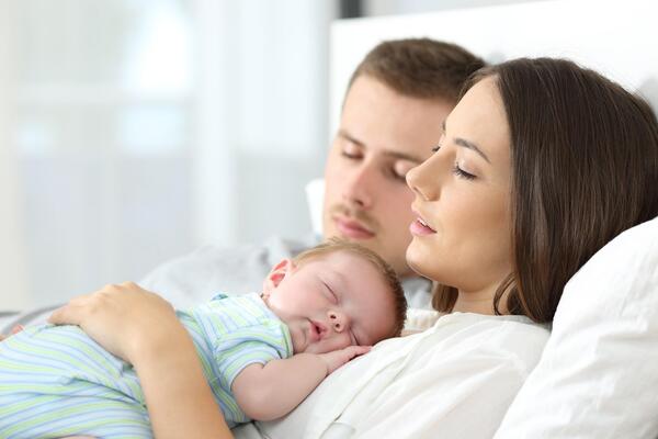 Da li ste odrasli sa emocionalno nezrelim roditeljima? Porodična terapeutkinja otkriva ono što tišti, šok istina