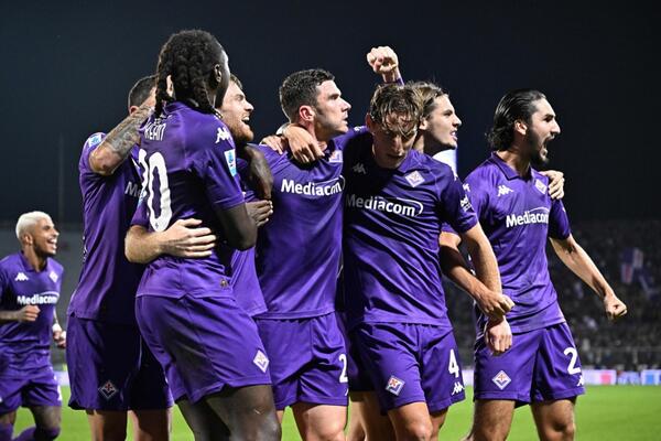 Fiorentina "petardirala" Svilara! Roma ponižena u Firenci (Foto)