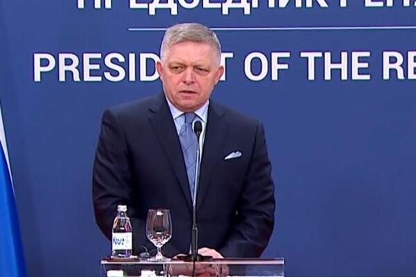 "Naša zemlja će od Rusije uzeti gas": Slovački premijer Robert Fico opet zagrmeo!