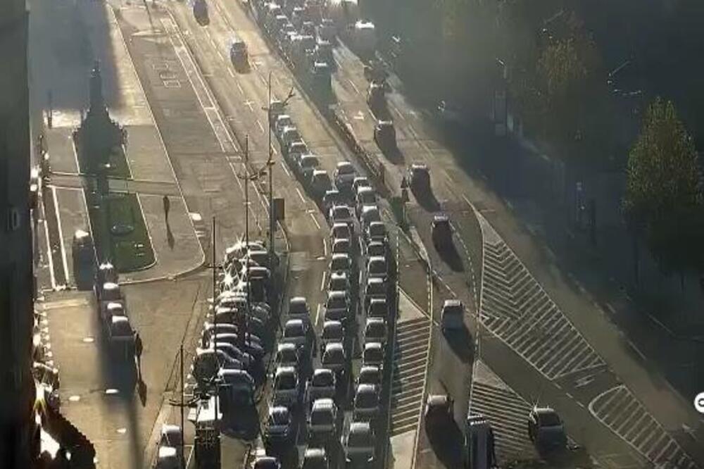 Haoščina u skoro svim delovima Beograda: Naoružajte se strpljenjem ako krećete na posao, u ovoj ulici je najgore!