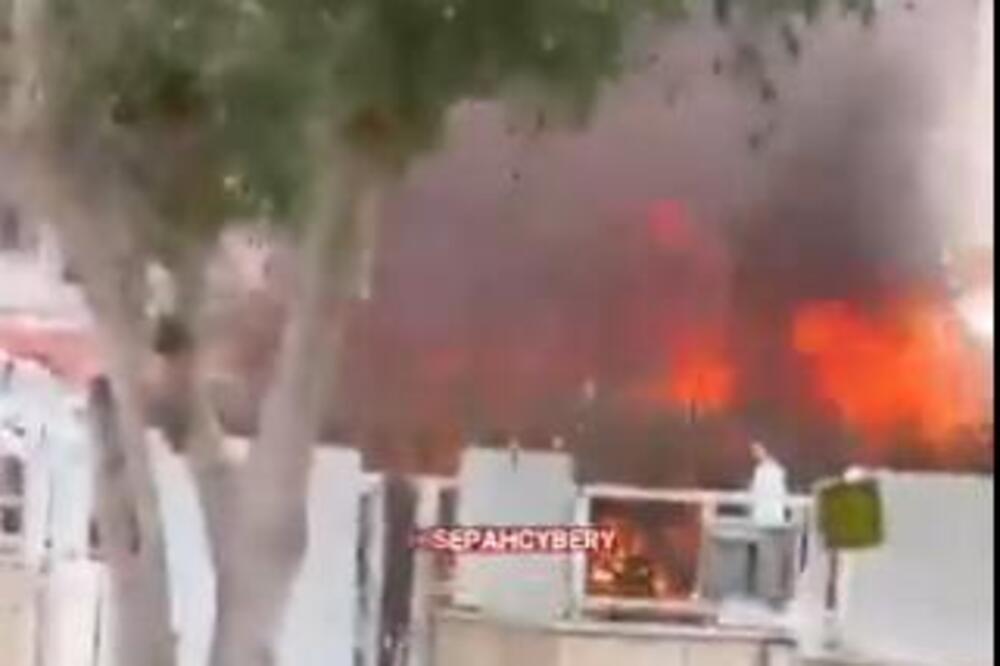 Gori Izrael! Hezbolah izveo brutalan napad na Tel Aviv, rakete ciljaju vojne baze, ljudi beže (FOTO/VIDEO)