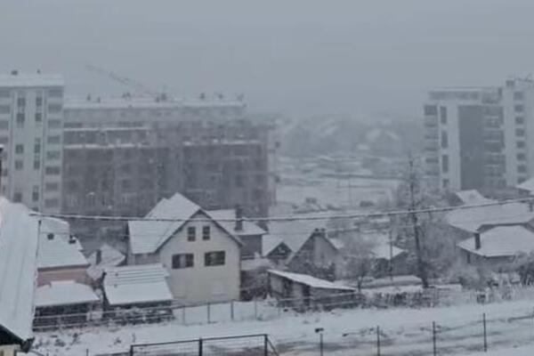 Sneg zavejao i ovaj deo naše zemlje: Veje li veje, nestvarni prizori od ranog jutra (VIDEO)