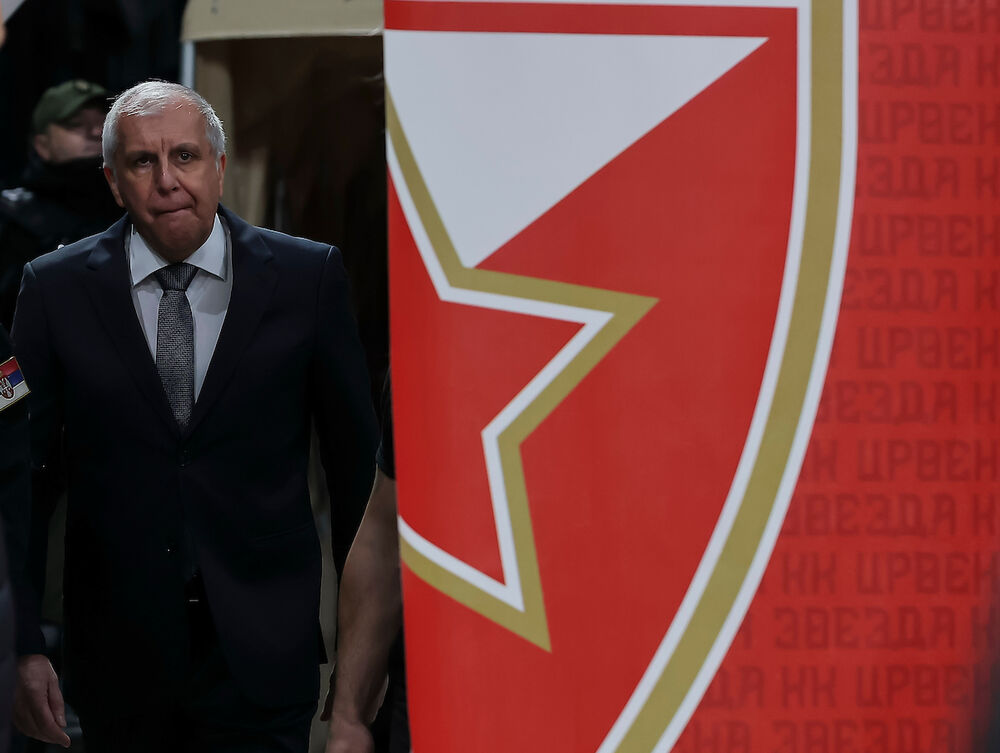 Željko Obradović na utakmici Crvene zvezde i Partizana