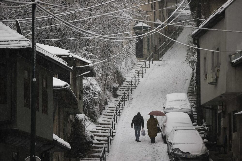 65.000 ljudi je u ovom gradu u Srbiji ostalo bez struje: Oglasio se EPS!