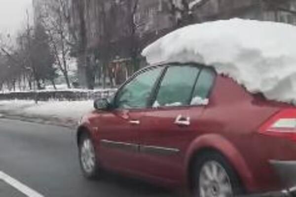 "Znala sam da ima budala, ali ovo je dokaz da smo mi centrala": Bosanac razbesneo region, proklinju ga! (VIDEO)