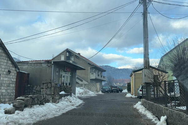 "Ubica je imao sat vremena da lagano ide i ubija po kućama": Meštani o masakru na Cetinju, ovo je kafana smrti FOTO