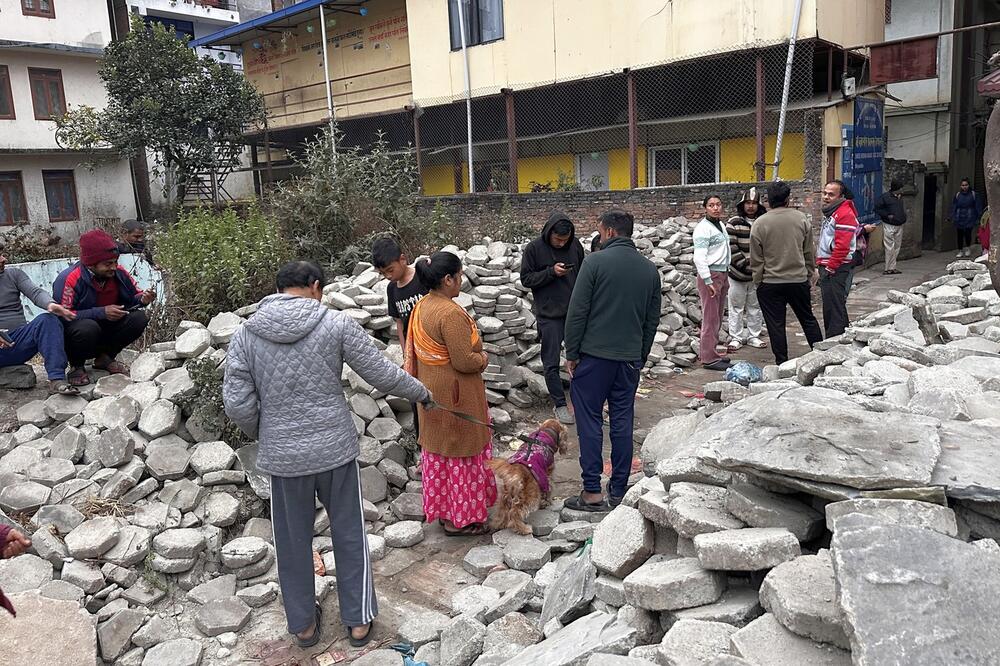 Porastao broj žrtava razornog zemljotresa na Tibetu: Ljudi bez struje i vode, traga se za preživelima!