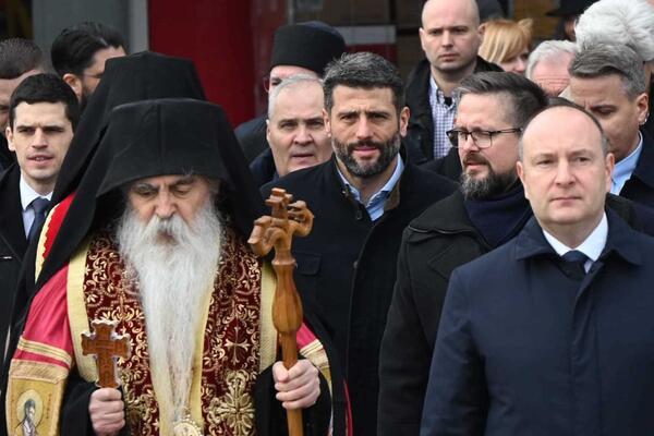 Gradonačelnik u ime Grada Beograda položio venac: Šapić odao počast stradalima u pogromu tokom Novosadske racije