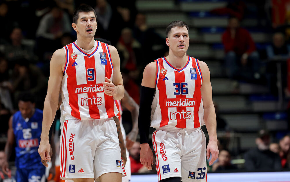 Luka Mitrović i Nemanja Nedović na utakmici Crvene zvezde i Budućnosti iz Podgorice