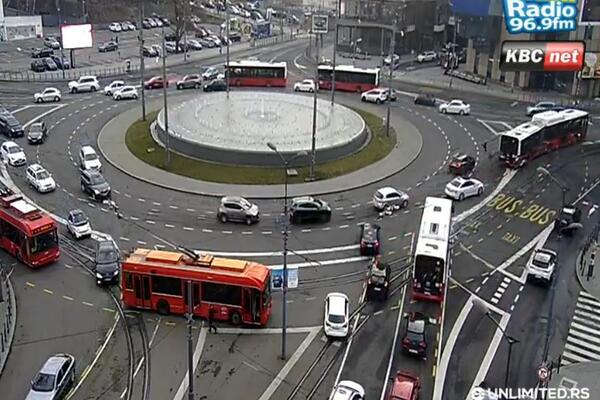 Ni ovaj petak nije izuzetak: Jutarnji špic na više lokacija u Beogradu, evo gde je najkritičnije (FOTO)