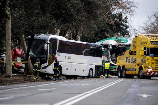 Užas u Barseloni: Sudarila se dva turistička autobusa